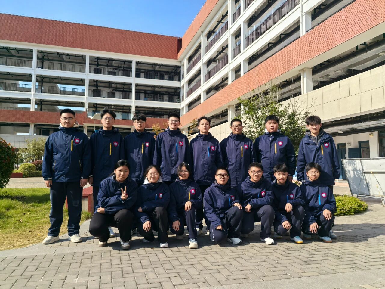 9ce42835347f1bd240ecf01612f5bfaf.jpg 9ce42835347f1bd240ecf01612f5bfaf.jpg